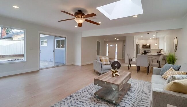 Building Photo - Beautiful upgraded home walking distance to SDSU