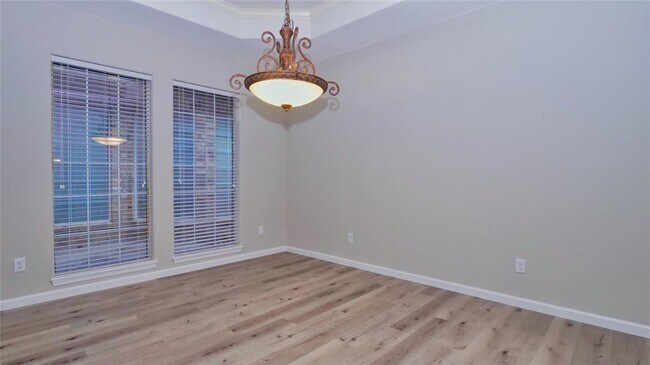 Building Photo - 16110 Craigshire Ct