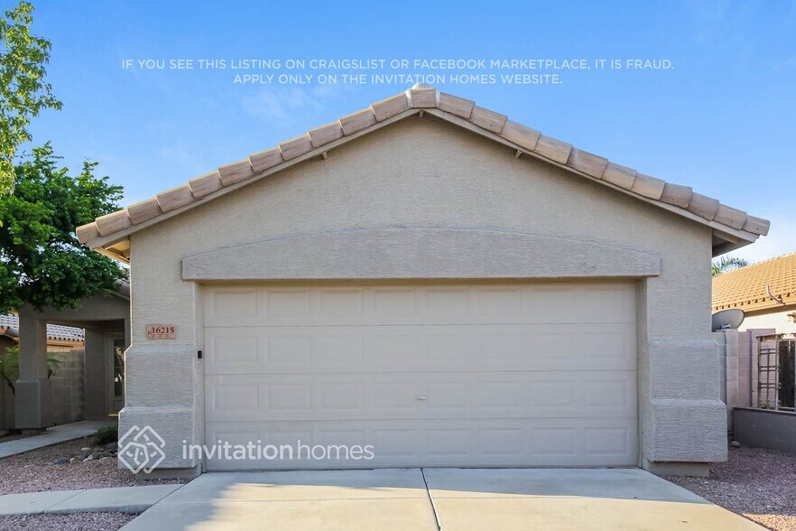 Primary Photo - 16215 Los Coyotes St