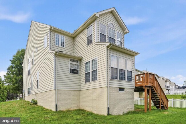 Building Photo - 5407 Silver Maple Ln