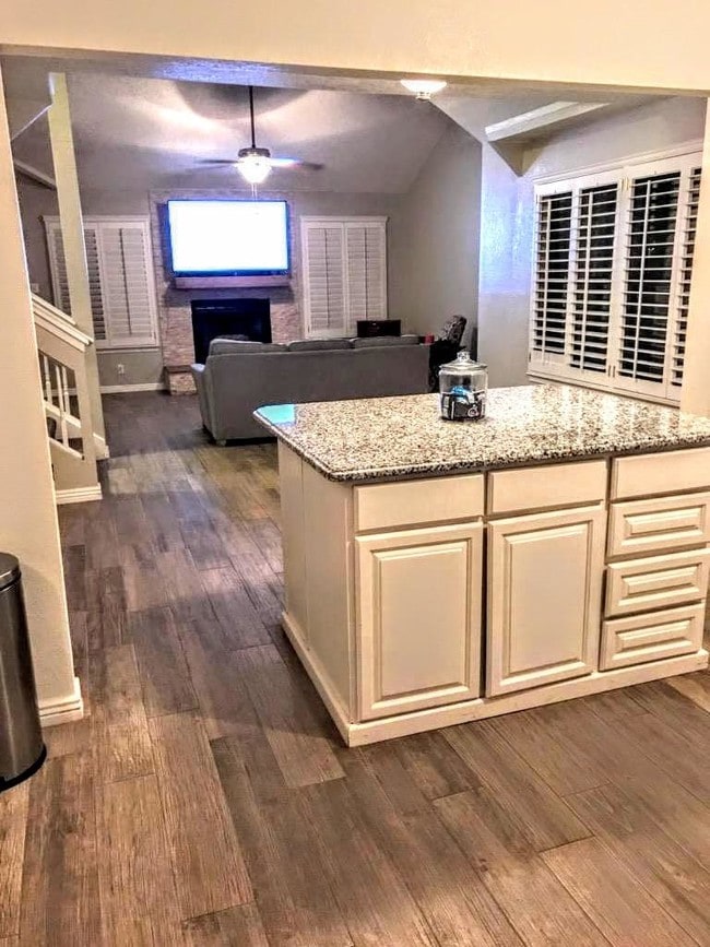 Building Photo - 12032 Meadow Gate Dr