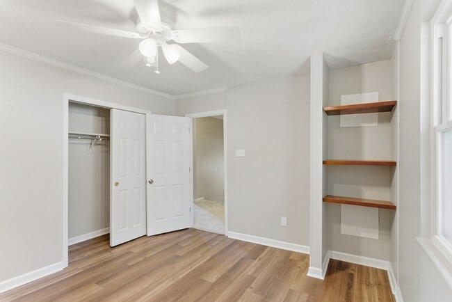 Building Photo - 10118 Lonesome Pine Dr