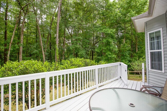 Building Photo - 5 Kemper Woods Ct