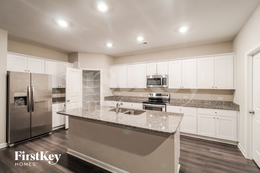 Building Photo - 163 Wynn Wy