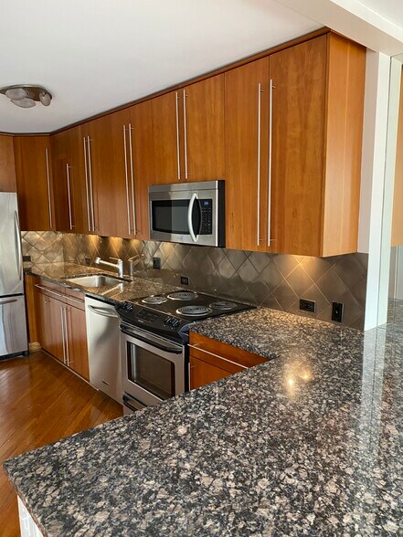 Building Photo - 505 N Jean Baptiste Pointe du Sable Lake Shore Dr