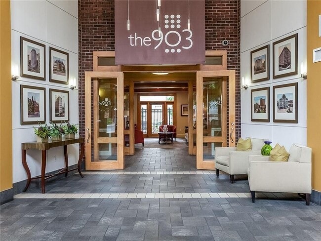 Building Photo - 1000 Providence Pl