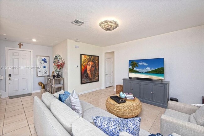 Building Photo - 8175 NW Greenbank Cir