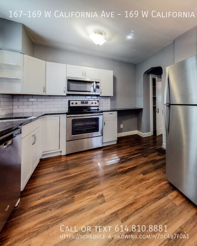 Building Photo - Three Bedroom- Clintonville