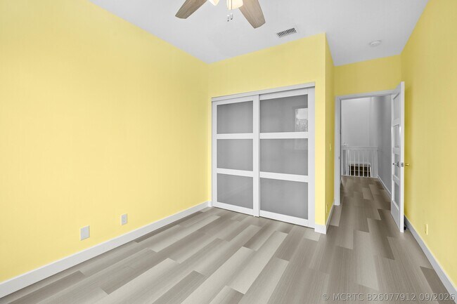 Building Photo - 88 N Lakeshore Dr