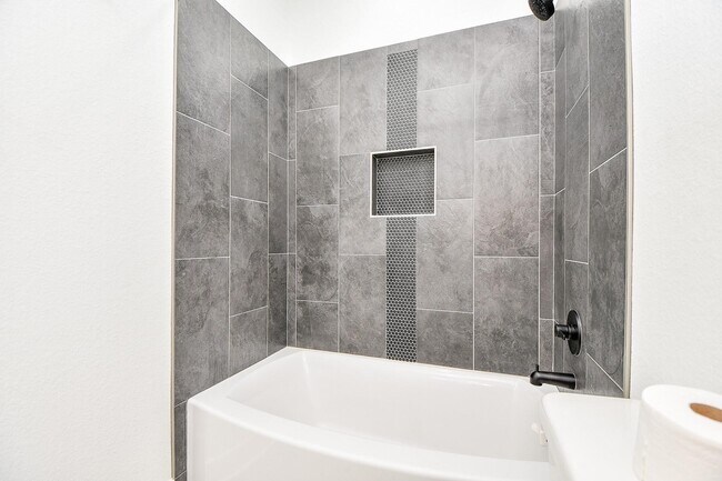 Building Photo - 9734 Pelsey St