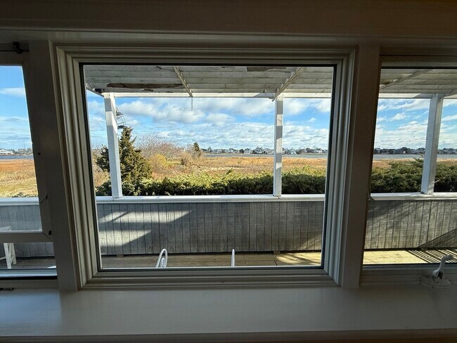 Building Photo - 7 Nancy St