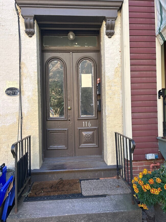 Building Photo - 116 Jefferson St