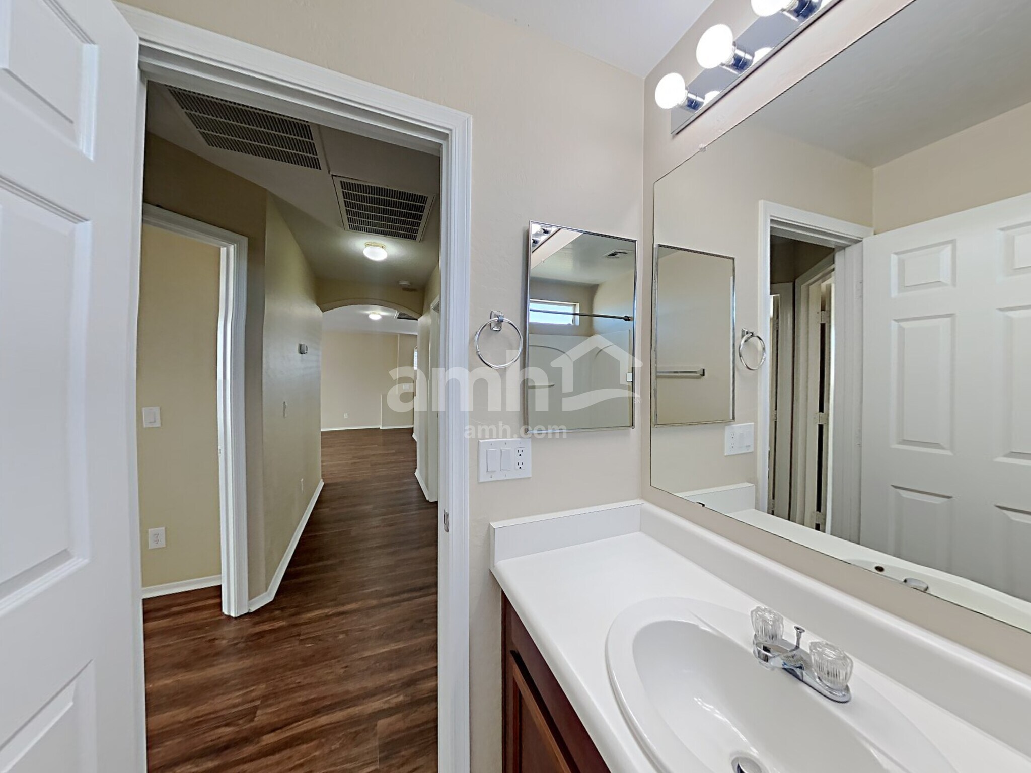 Building Photo - 14954 W Charter Oak Rd