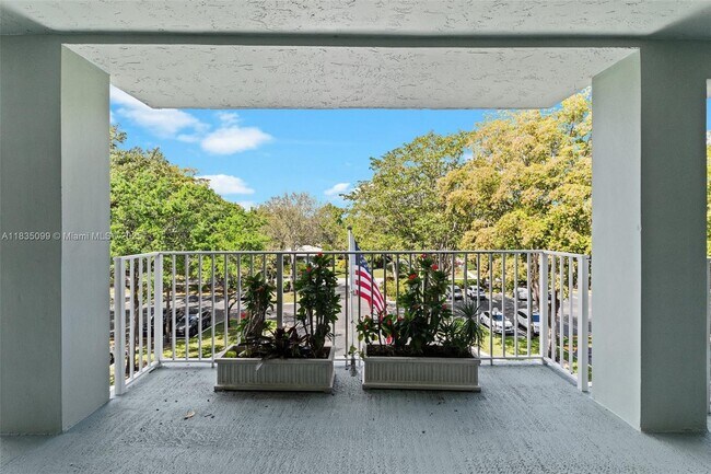 Building Photo - 802 Cypress Grove Ln