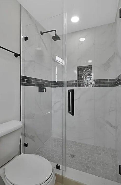 Building Photo - 219 SE 13th St