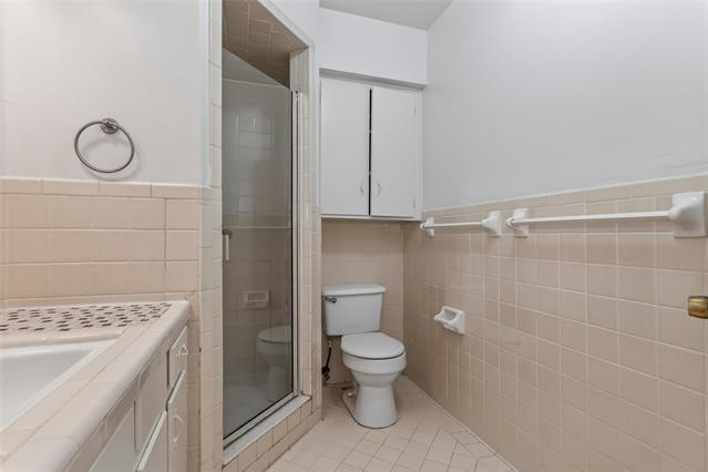Building Photo - 7505 Brentcove Cir
