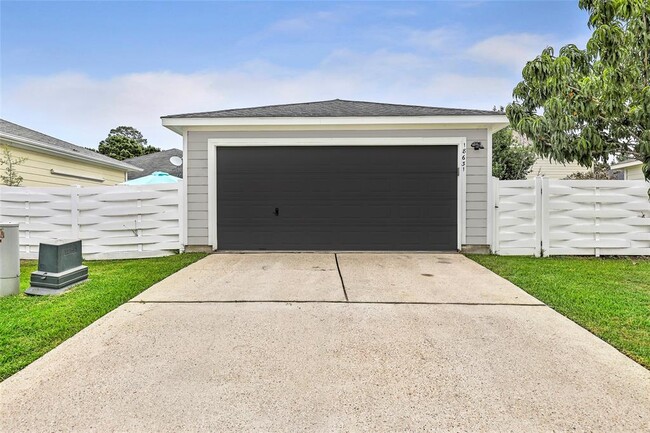 Building Photo - 18631 Atasca Oaks Dr