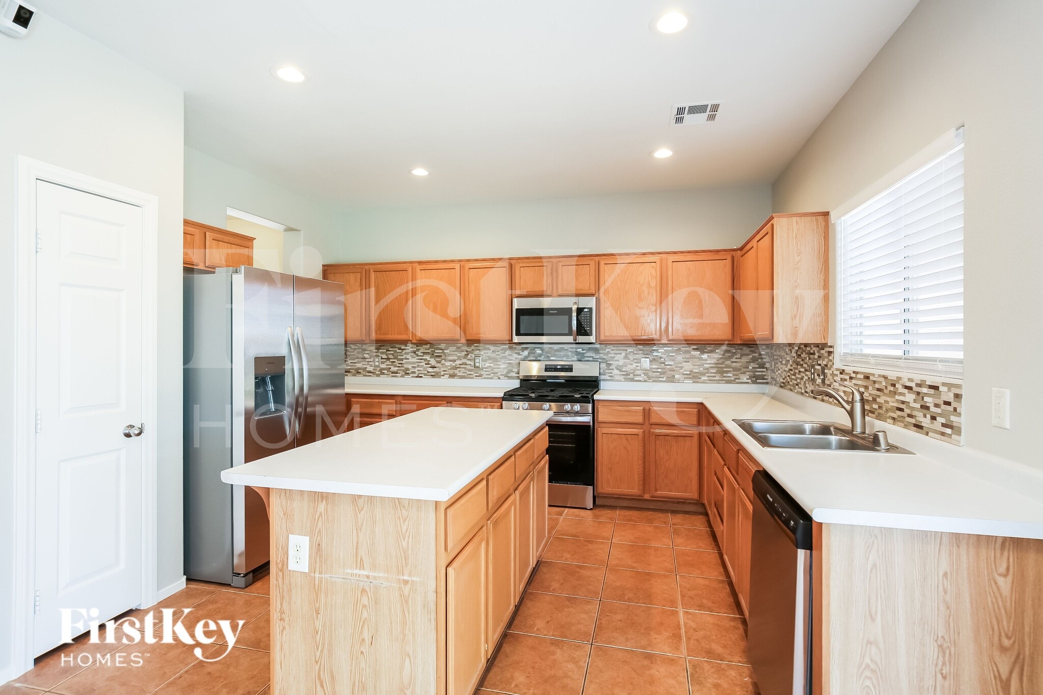 Building Photo - 5830 Brimstone Dr