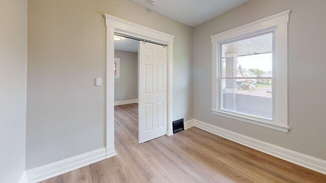 Building Photo - 4202 Ardmore Ave