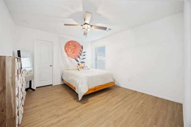 Building Photo - 5031 Hurston Pk Trl