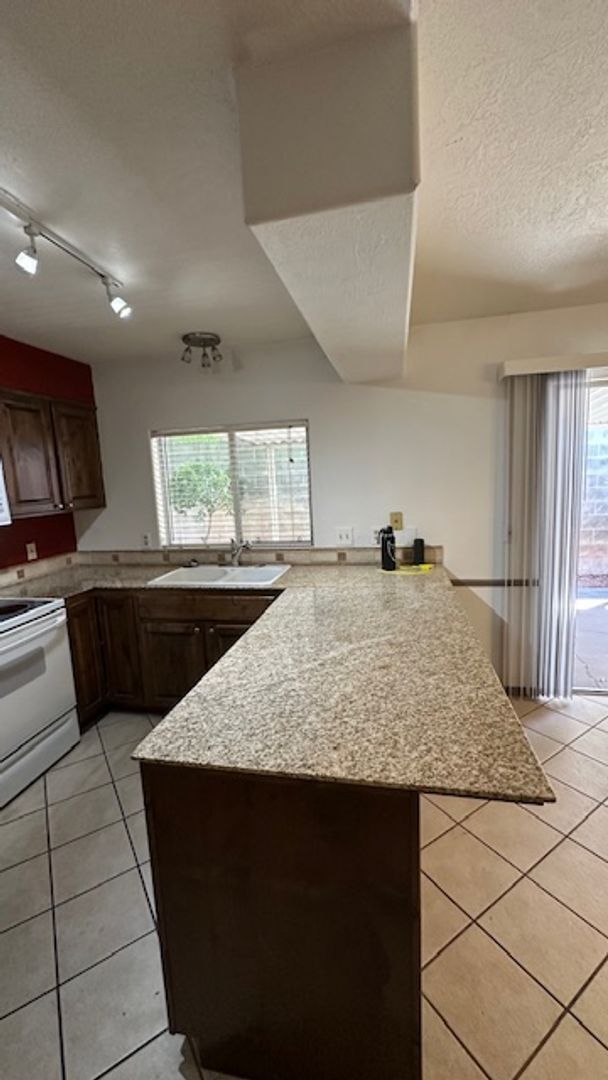 Building Photo - Millcreek Cottages with Community Pool - Pet Friendly!