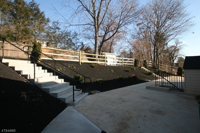 Building Photo - 499 New Brunswick Ave