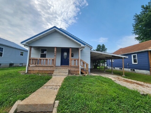 Building Photo - 308 Apple Ave