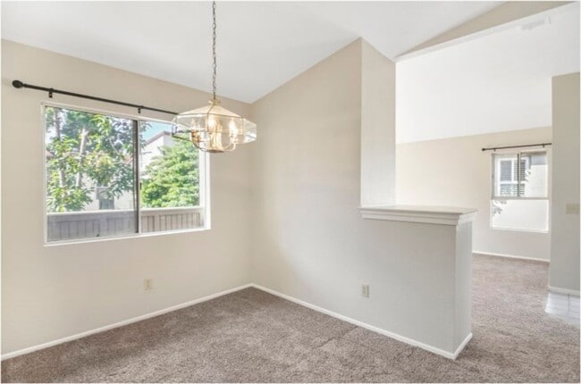 Building Photo - SPECTACULAR OCEAN CLOSE CONDO!!!!