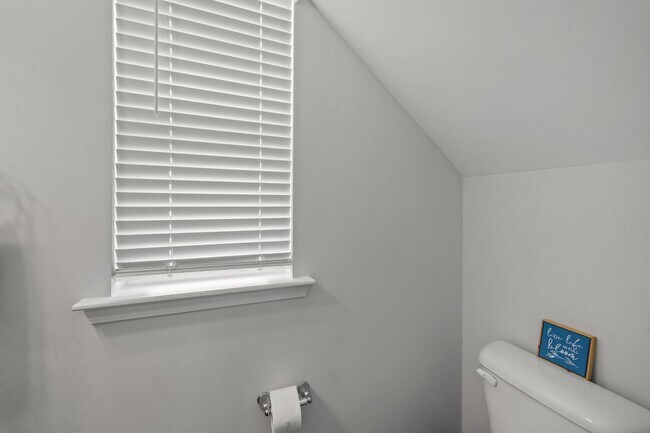 Building Photo - 226 Flagler Dr