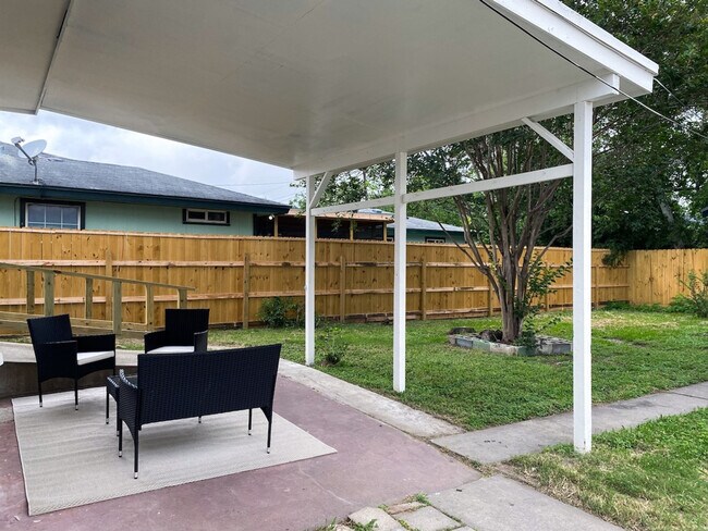 Building Photo - 1538 S 19th St