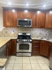 Building Photo - 8970 N Parkside Ave