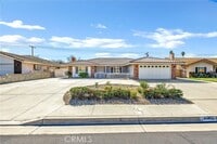 Building Photo - 41363 Plumrose St