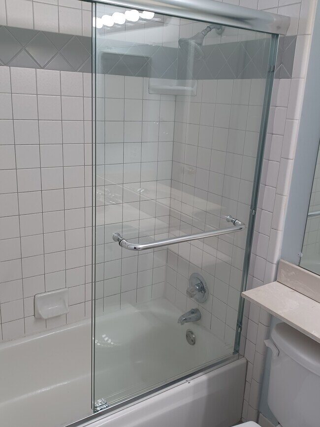 Building Photo - 3012 Wolsey Pl