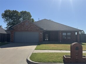 Building Photo - 13320 Cayman Ln