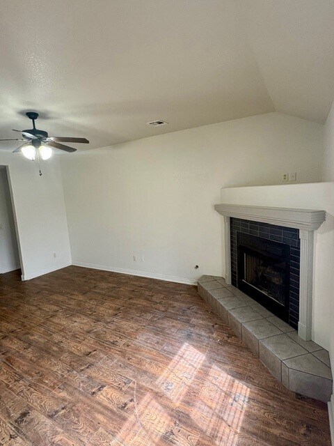 Building Photo - 4057 W Spring House Dr