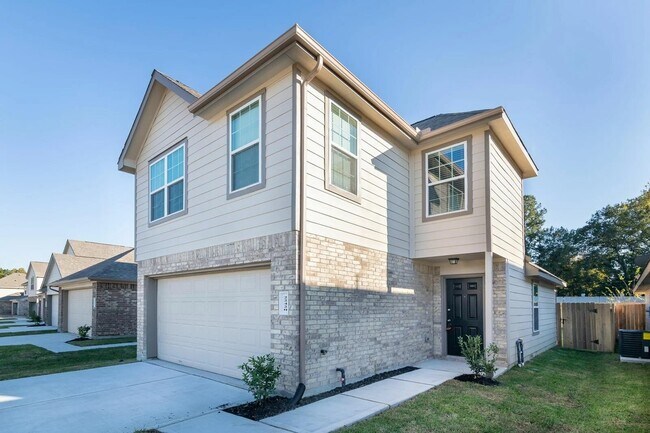 Primary Photo - 22420 Clear Castle Dr