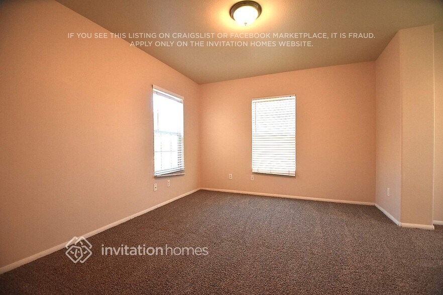 Building Photo - 5832 Ave K-14