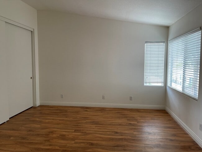 Building Photo - 1521 Starlight Dr