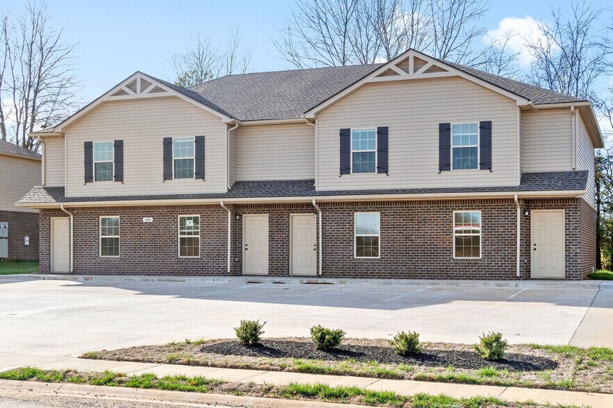 Building Photo - 1032 Glenkirk Dr