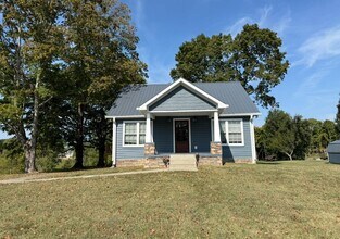 Building Photo - 3125 Hwy 49 E