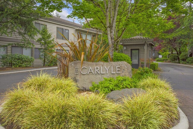 Building Photo - 1bed 1 bath water, sewer garbage & parking included Downtown Bellevue