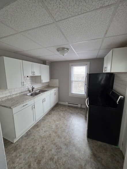 Building Photo - 230 Cleveland Ave