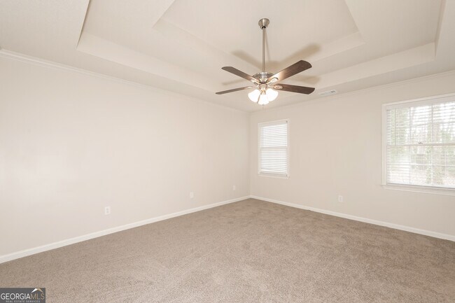 Building Photo - 2202 Independence Dr SW