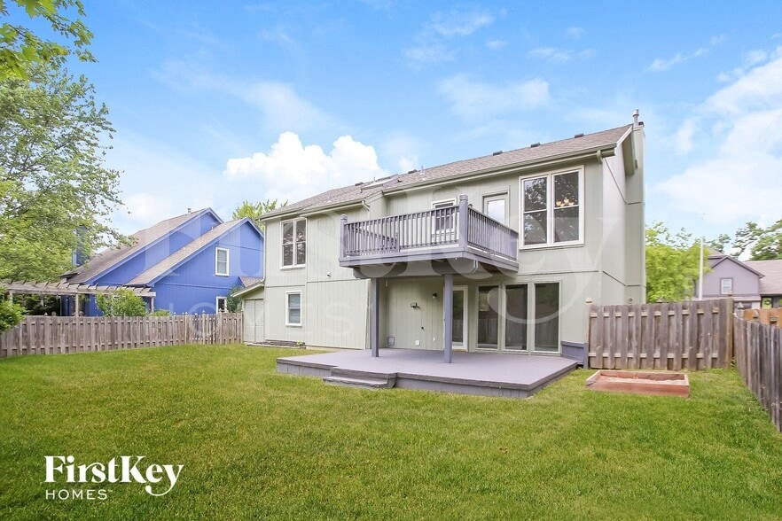 Building Photo - 5001 NW 90th St