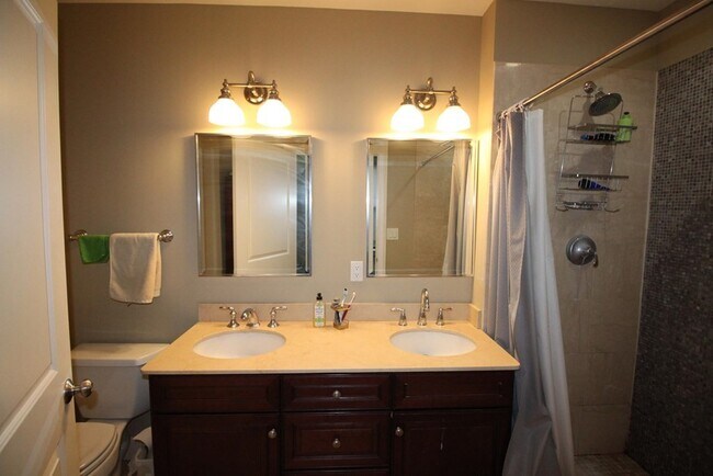 Building Photo - 20 McTernan St