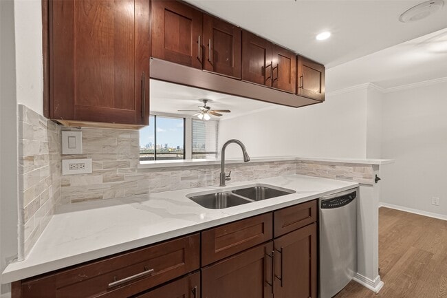 Building Photo - 3525 Sage Rd