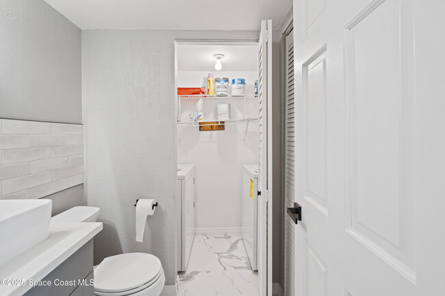 Building Photo - 3263 Sand Ct