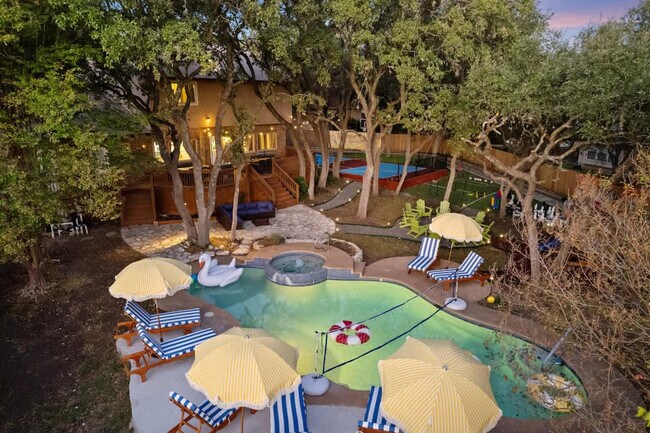 Building Photo - 13702 Yellow Oak Cir