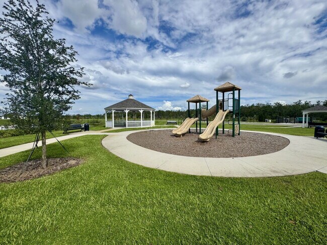Building Photo - 3489 Chinotto Dr