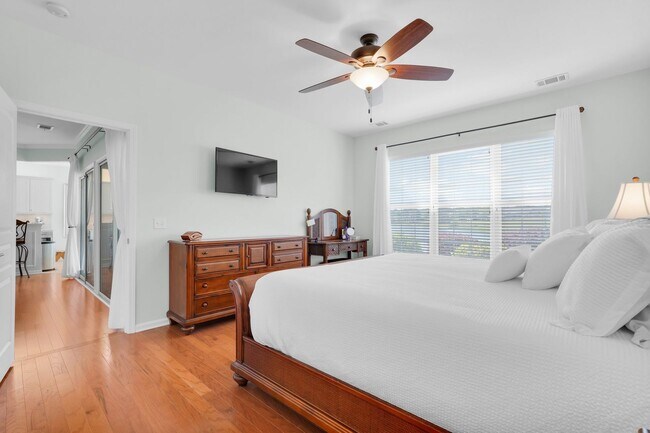 Building Photo - 17 Thomas Bee Dr